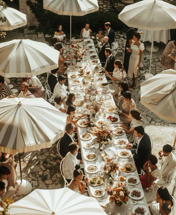 Составляем меню для свадебного банкета.